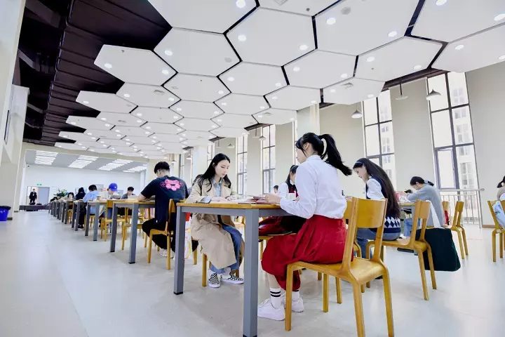 Quiet Study Hall at Chongqing Medical University