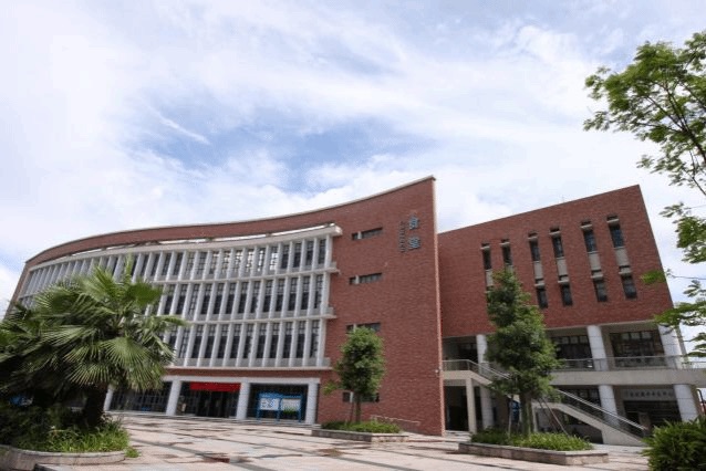 Student canteen building at Guangzhou Medical University