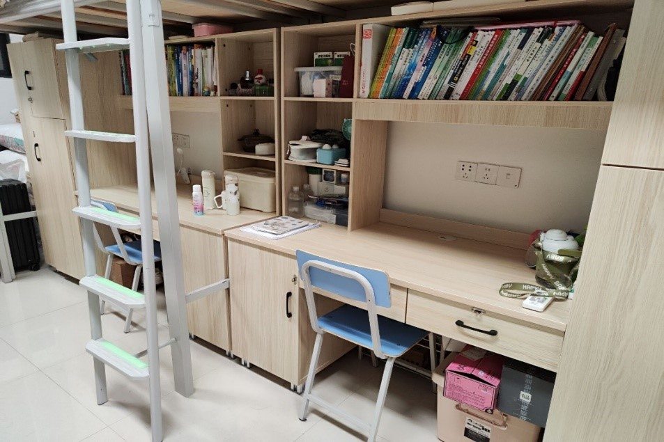 Dormitory Study Nook at Guilin Medical University