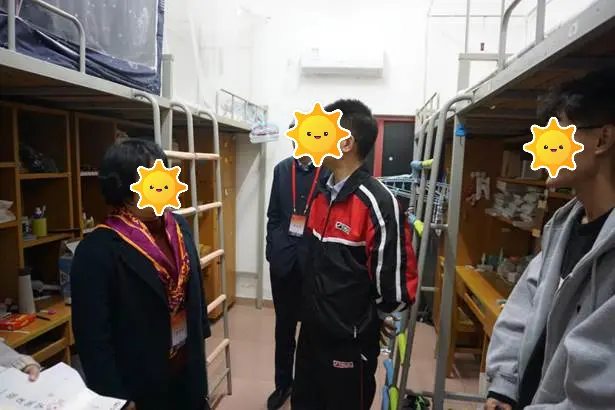 University Dormitory Tour at Southern Medical University