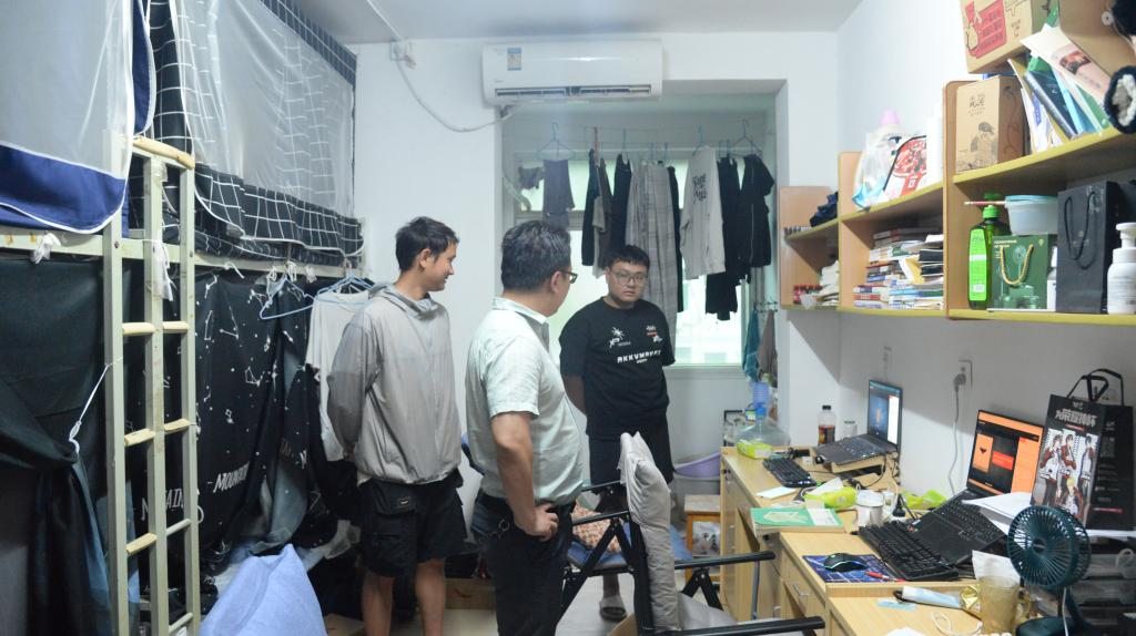 Dormitory Inspection at Yangtze University